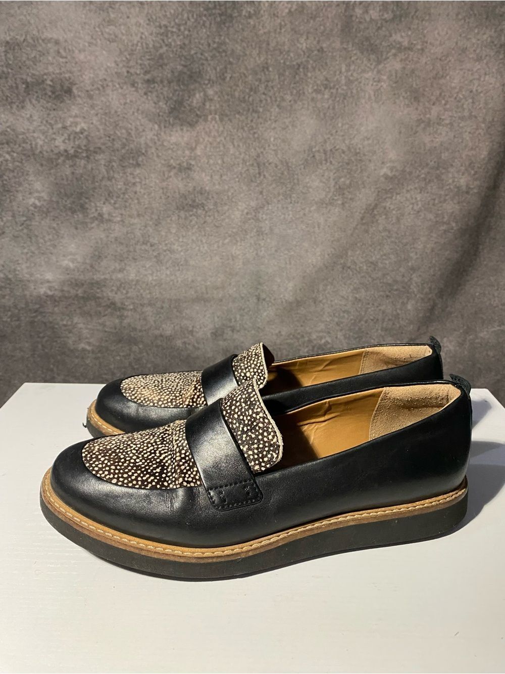 Clarks Artisan Black Leather Cow Hair Spotted Chunky Platform Loafers 8M